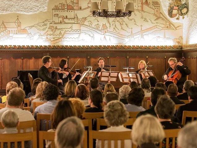 Violinkonzert Bach Flo und Bala © Salzburg Highlights