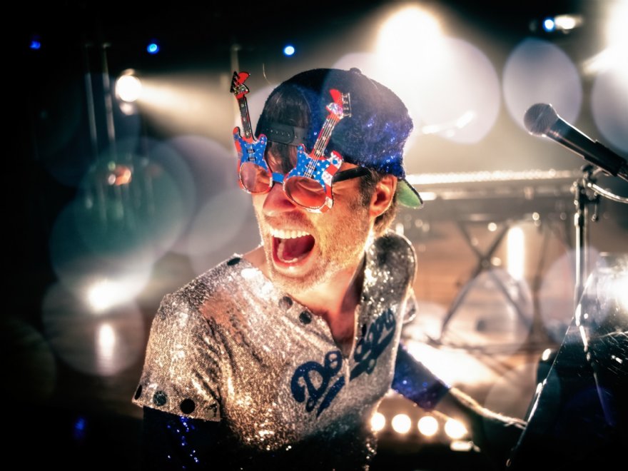 Elton & The Joels © Rog Vonmaro