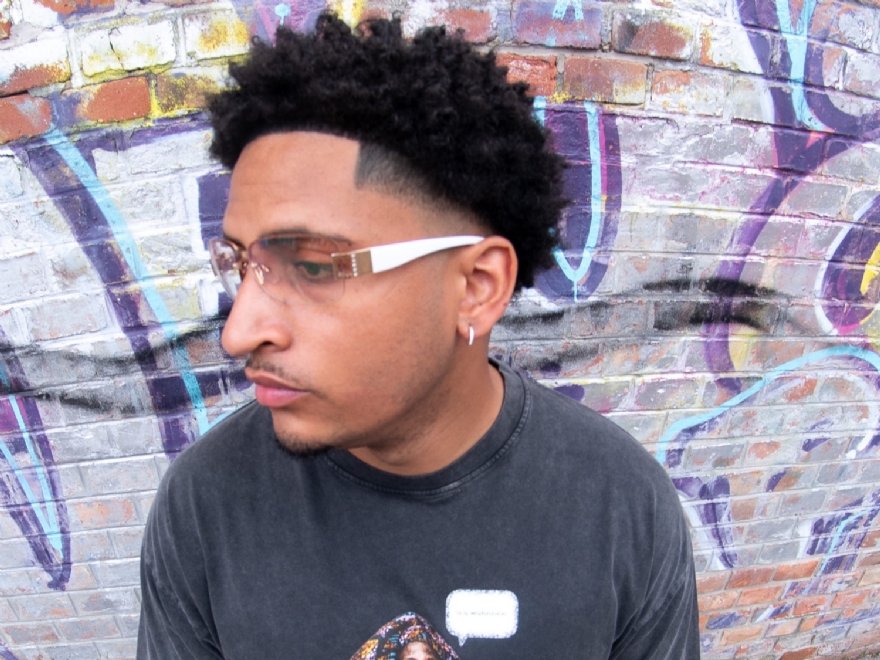 Marvin Tare - Isaawaahsiin &copy; OVAL