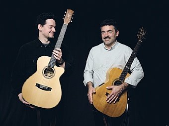 Micha Kern und Jordan Brodie - The Guitarists