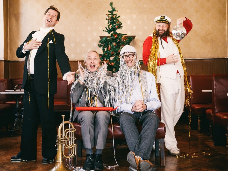 Weihnachts-Schlagertherapie &copy; OVAL