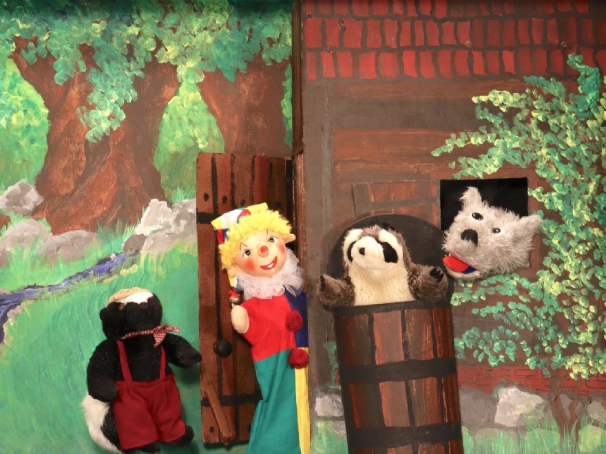 Kasperl und Stinki-Stinktier &copy; Friedburger Puppenbühne