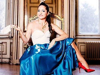 Caroline Athanasiadis - Alles Sirtaki!